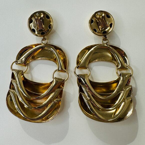 Vintage 80's Gold Chunky Dangle Clip-On Earrings - Picture 4 of 8